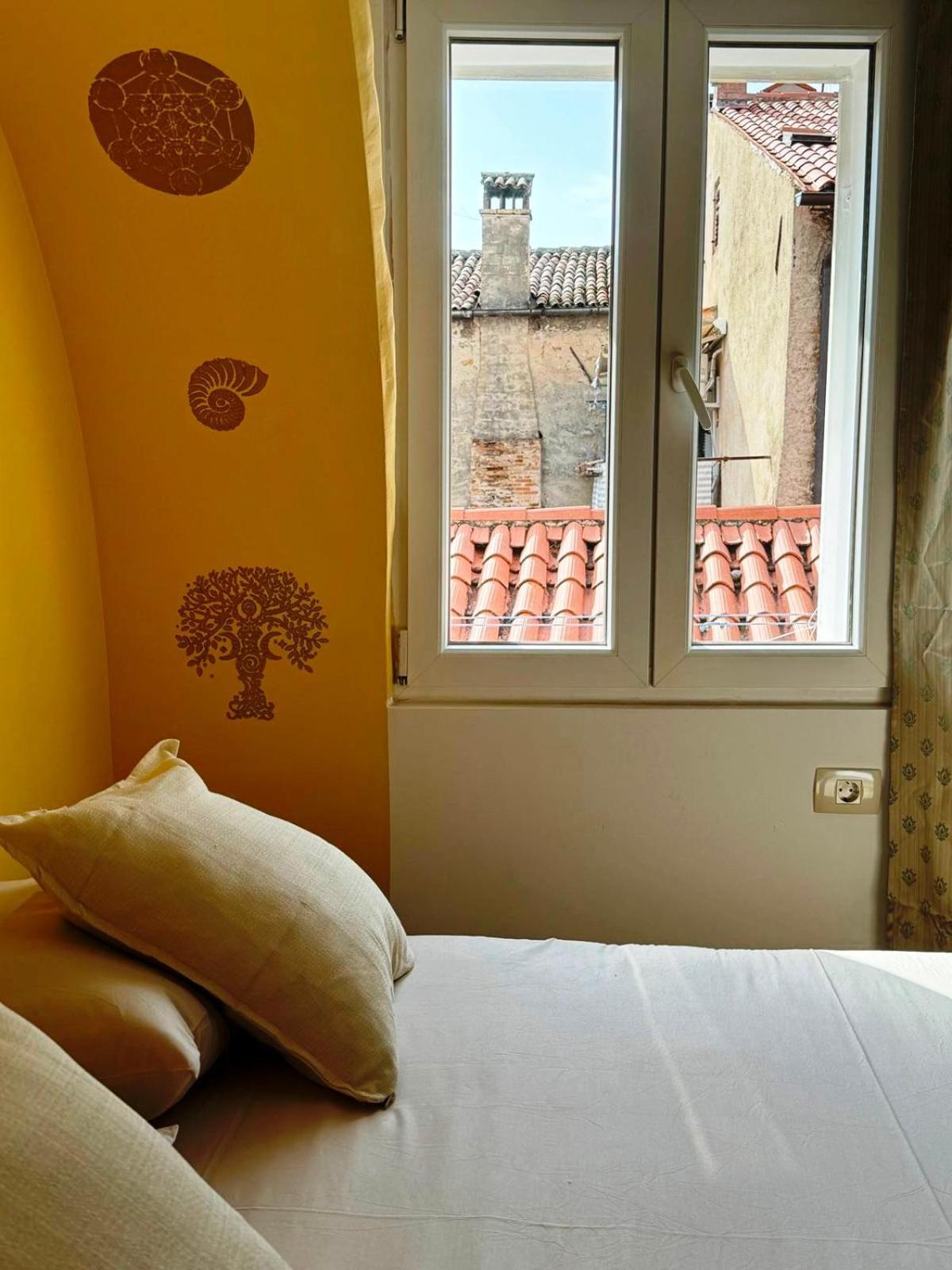 Plutus Apartments And Rooms With Free Parking Koper Exterior photo